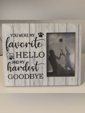 NWT Grey Pet Memorial 4x6 Picture Frame | Wall Mount & Tabletop | Sympathy Gift